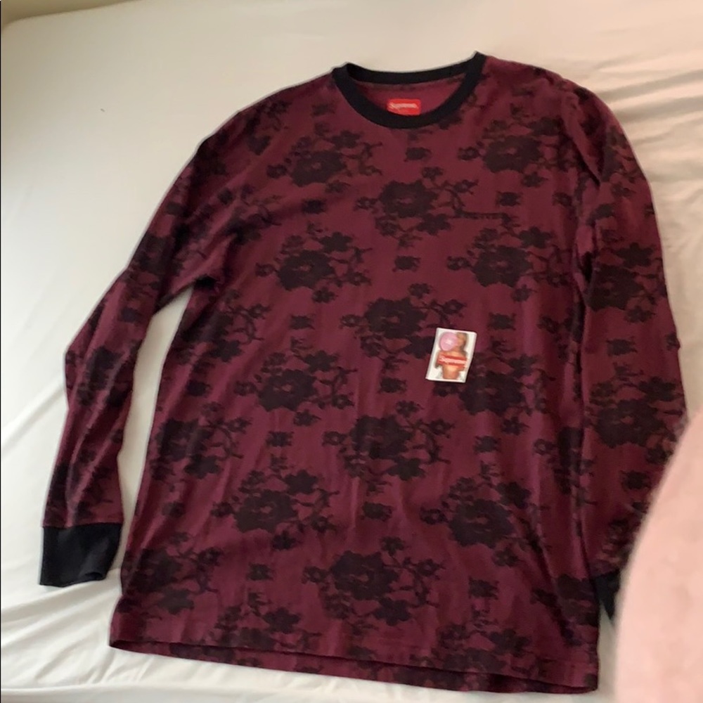 Supreme Black Rose Long Sleeve w/ free sticker